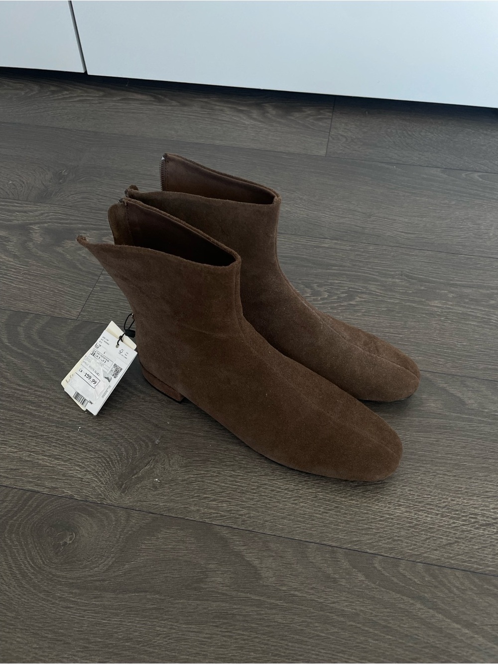 NWT mango suede brown flat boot